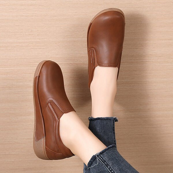 Loafer Shoes for Women with Thick Sole Soft Sole Versatile Single Shoes Round Toe Slip-On Casual Comfortable Anti-Slip Mother Shoes